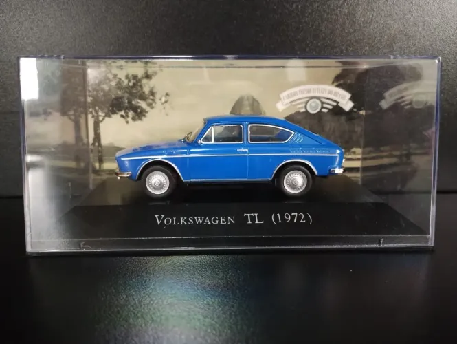 Miniatura Vw TL 1972 escala 1/43.