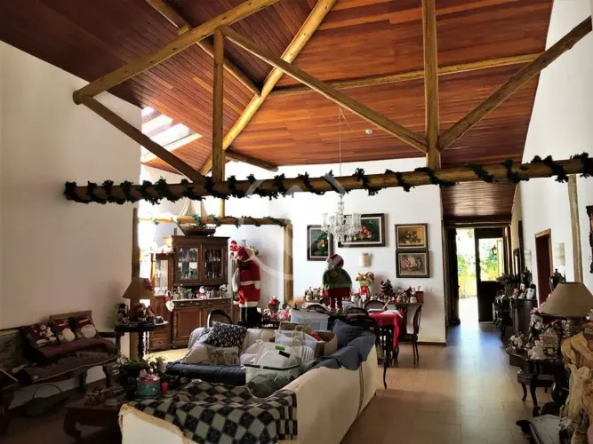 Vendo casa TERREA em CONDOMINIO FECHADO, COM 4 Suites, PISCINA na GRANJA VIANA codigo: 791
