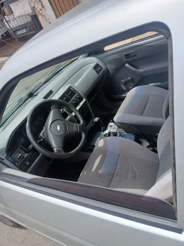 Ford Escort GL 1.6i / 1.6 (álcool) 1995