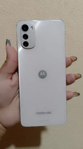 Moto E32