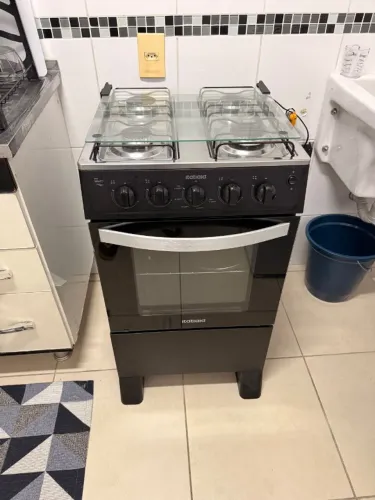 Fogão Itatiaia, acendimento automático, convertido em gás encanado