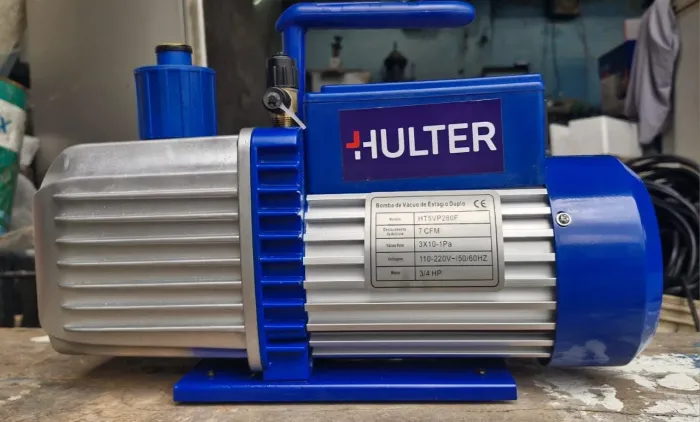 Bomba de Vácuo  Duplo Estágio 7CFM HULTER - HT5VP269F BIVOLT (Sem Uso)