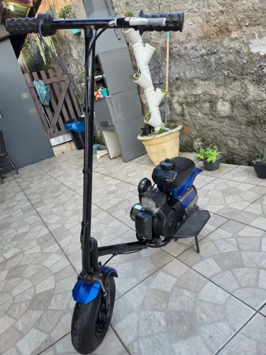 Vendo patinete [walk machine]