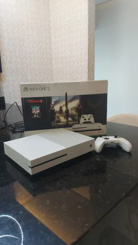 Xbox One S 1TB USADO