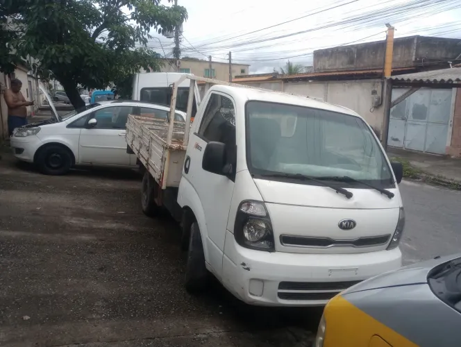 Vendo urgente kia Bongo