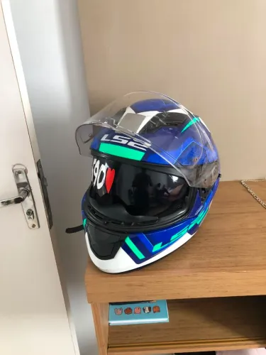 Vendo capacete LS2 com óculos