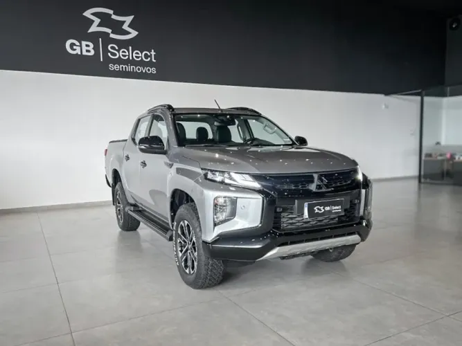 Mitsubishi L200 Triton Sport HPE-S 2.4 CD Dies. AUT 2024