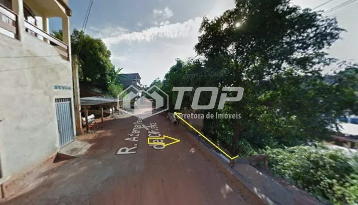 Lote de aprox. 240,00m² no Bairro São Francisco de Assis