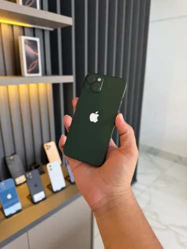 iPhone 13 128 gigas semi novos 