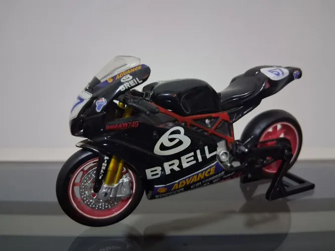 Miniatura Moto Maisto Superbike SBK Ducati #57 Lorenzo Lanzi Escala 1/18