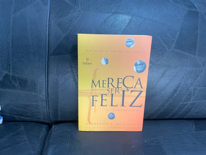 Livro Mereça Ser Feliz