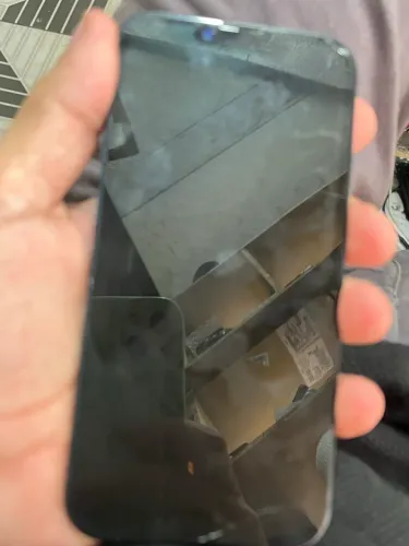 iPhone 13 peças
