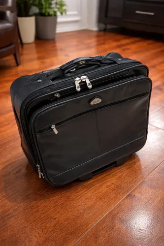 Mala executiva de rodinhas 