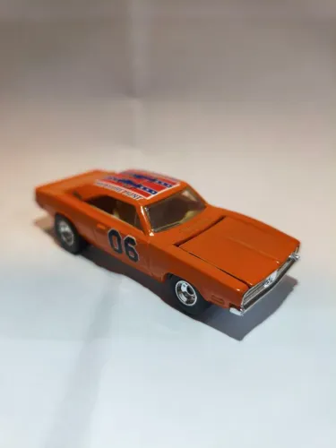 Hot Wheels Dodge Charger T Hunt 2006 1/64