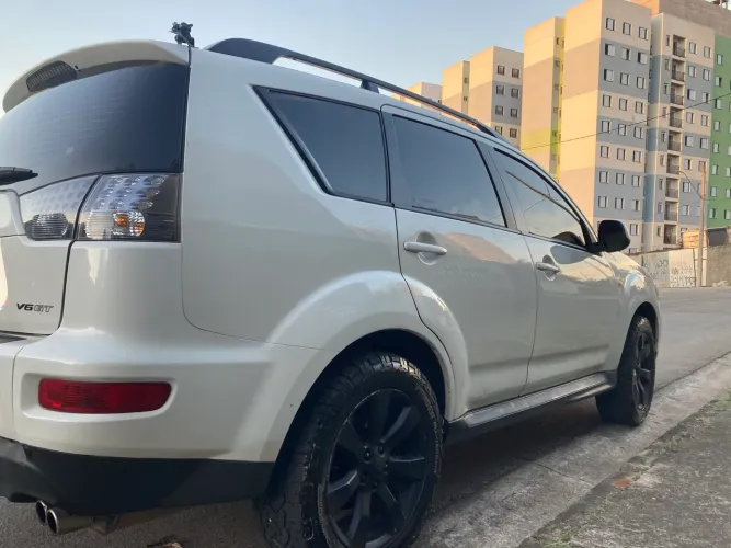 Mitsubishi Outlander 3.0/ GT 3.0 V6 Aut. 2011