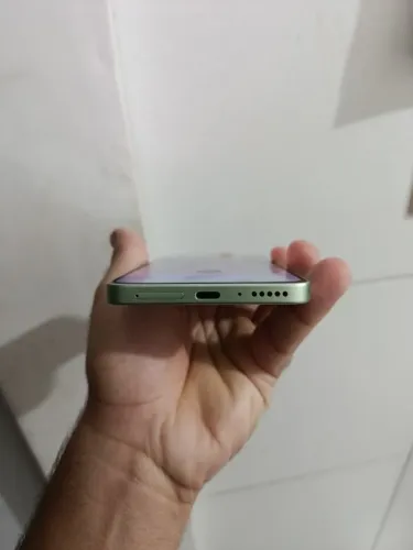 Celular 256 de memória todo novo, só n pega o toque na tela