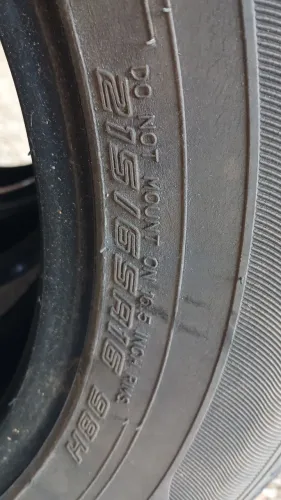 Pneus de Duster