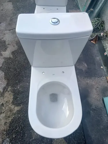 Kit de vaso sanitário com  caixa 