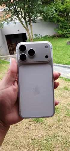 iPhone 17 pro max prata 256GB Semi novo 