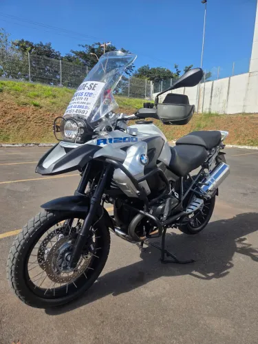Bmw gs 1200r.   Abaixo da fipe