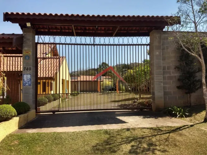 Chácara com 3 dormitórios para alugar, 1000 m² por R$ 6.400,00/mês - Jardim Scala - Jundia