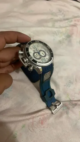 Vendo relógio invicta original sem detalhes