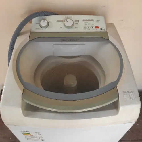 Máquina de lavar Roupa 