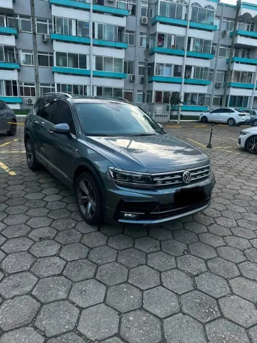 Volkswagen Tiguan Allspac R-line 350 TSI 2.0 4X4 2019