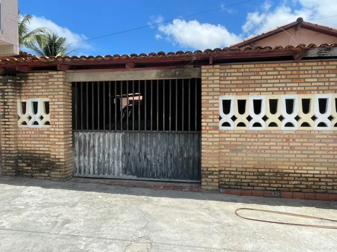 Vendo casa no Aquiraz
