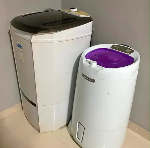 Vende-se máquina de lavar e centrífuga