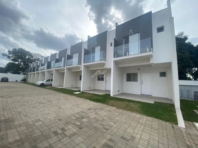 Casa em Condomínio a venda com 2 suítes, Chácara Primavera, Campinas, SP.