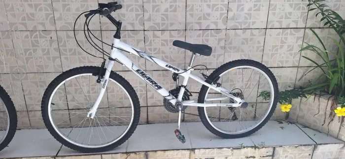 Vendo linda bicicleta