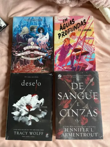 KIT COM 4 LIVROS NOVOS E LACRADOS ? ROMANCE E FANTASIA