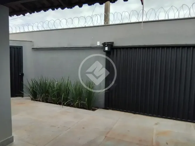 Vendo Casa com 3 Suítes, Planejados e Área Gourmet | Cidade Jardim | Uberlândia | R$ 1.096