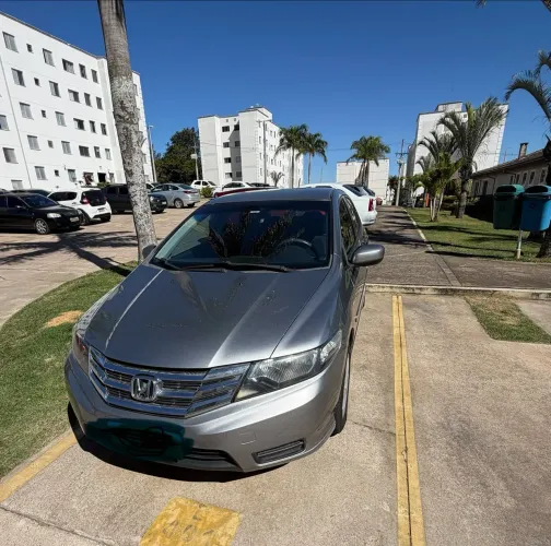 Honda City Sedan LX 1.5 Flex 16V 4P Aut. 2013