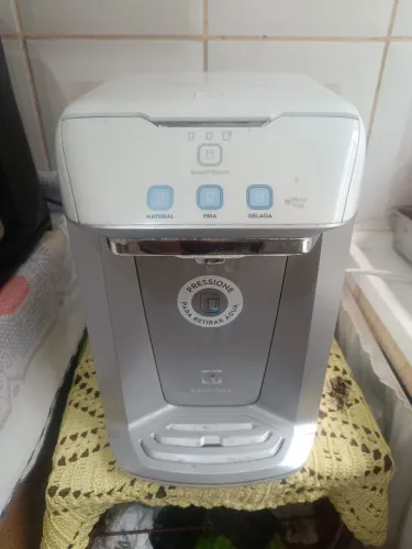 Purificador de água Electrolux c/ 2 refis