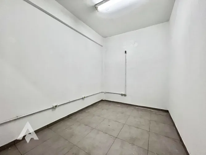 Sala comercial térrea de 20m² para locação por R$ 1.000,00 - Bairro Vila Nova - Blumenau/S