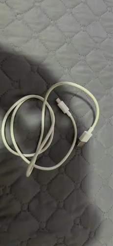 Cabos de Carregamento e Dados USB (Vários Modelos)