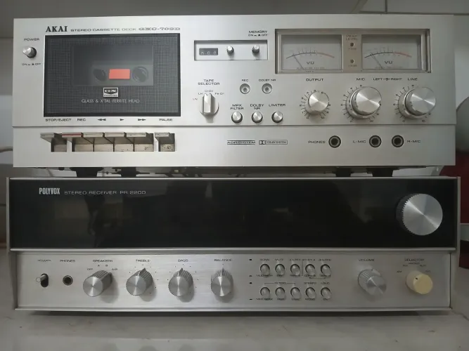 RECEIVER POLIVOX PR2200 DECK AKAI GXC 709D