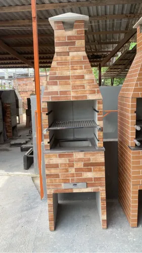 Churrasqueiras médias disponíveis 