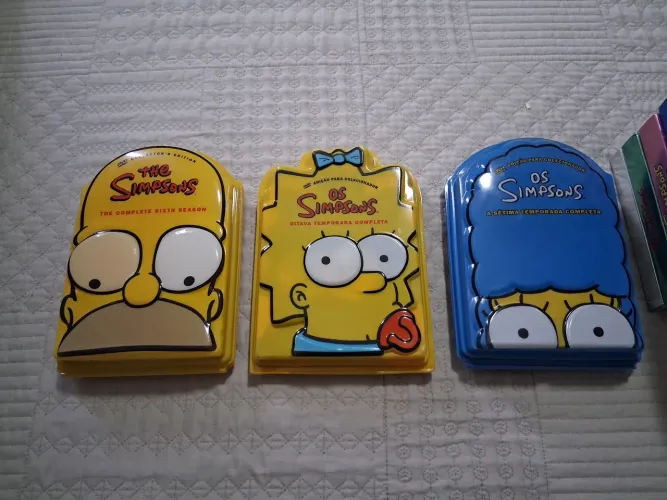 10 boxs da série dos Simpsons em excelente estado de conservação. Raridade
