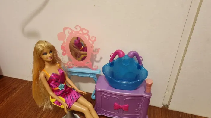 Barbie salao de cabeleleiro