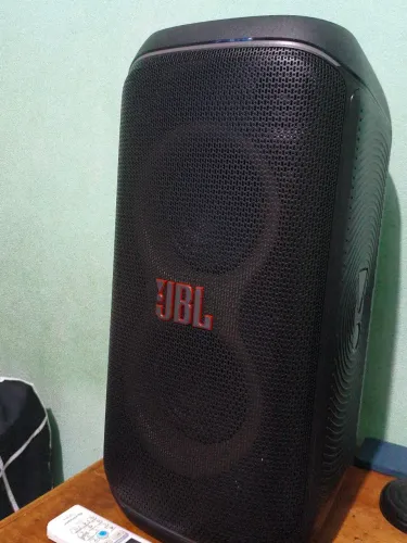 Vendo ou troco JBL partyBox por Pc Desktop