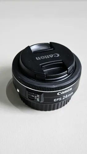 Lente Canon EF-S 24mm f/2.8 STM (Pancake)