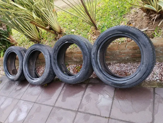 Pneus aro 18