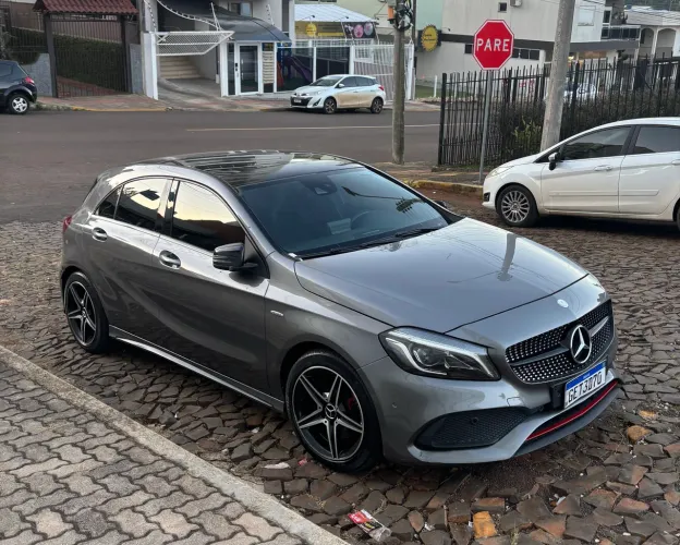 Mercedes-Benz Classe A 250 2.0 TB Sport Aut. 2016