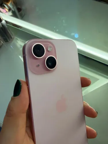 iPhone 15 128GB SEMINOVO