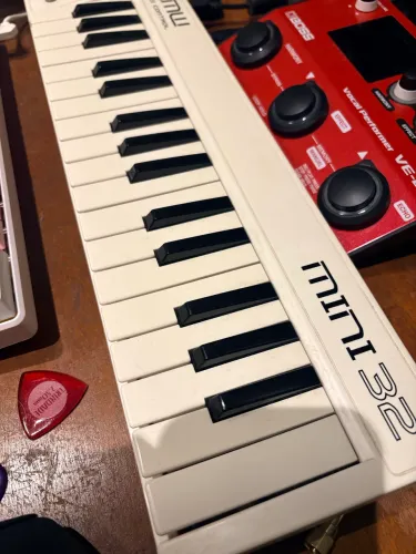 Controlador midi teclado
