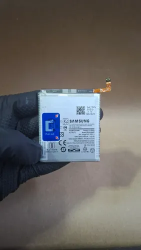Nova bateria S23 Ultra