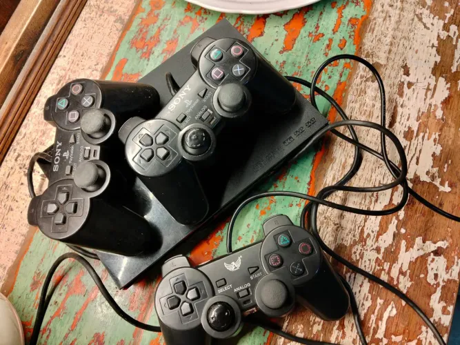 Play 2